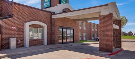 Quality Inn &  Suites Richardson-Dallas Exterior