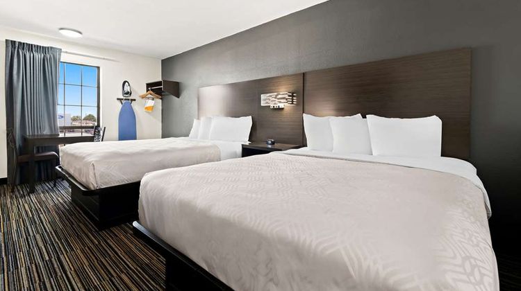 Econo Lodge Dumas Room