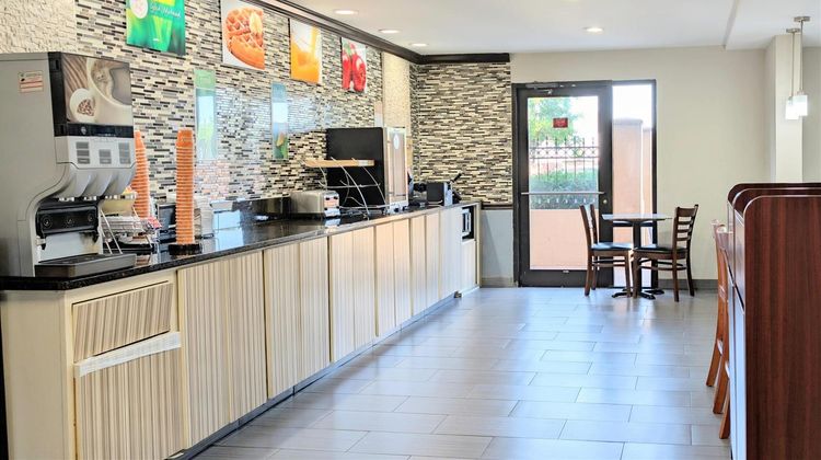 Quality Inn & Suites DFW Dallas Airport Restaurant