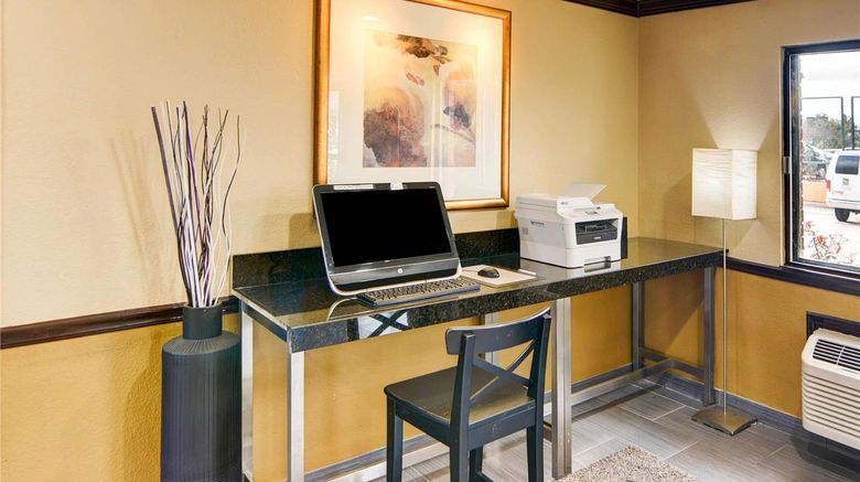 <b>Quality Inn & Suites DFW Dallas Airport Other</b>. Images powered by <a href="https://iceportal.shijigroup.com/" title="IcePortal" target="_blank">IcePortal</a>.