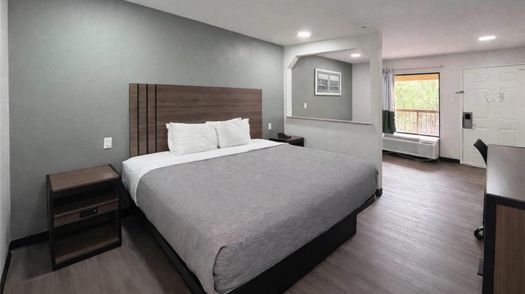 Quality Inn Mount Pleasant Suite