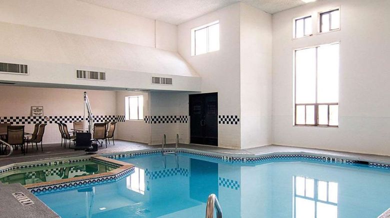 <b>Quality Inn Midland Pool</b>. Images powered by <a href="https://iceportal.shijigroup.com/" title="IcePortal" target="_blank">IcePortal</a>.