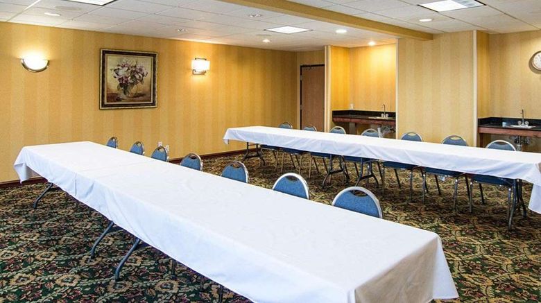 <b>Quality Inn Midland Meeting</b>. Images powered by <a href="https://iceportal.shijigroup.com/" title="IcePortal" target="_blank">IcePortal</a>.