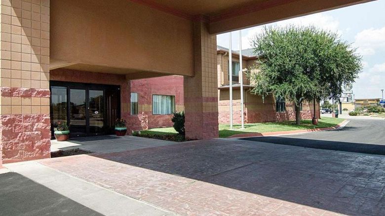 <b>Quality Inn Midland Exterior</b>. Images powered by <a href="https://iceportal.shijigroup.com/" title="IcePortal" target="_blank">IcePortal</a>.
