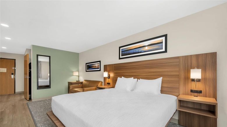 <b>Quality Inn Midland Suite</b>. Images powered by <a href="https://iceportal.shijigroup.com/" title="IcePortal" target="_blank">IcePortal</a>.