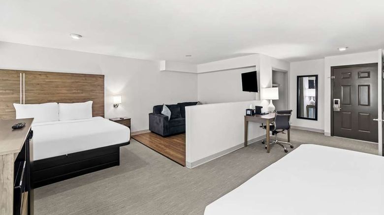 <b>Quality Inn Room</b>. Images powered by <a href="https://iceportal.shijigroup.com/" title="IcePortal" target="_blank">IcePortal</a>.
