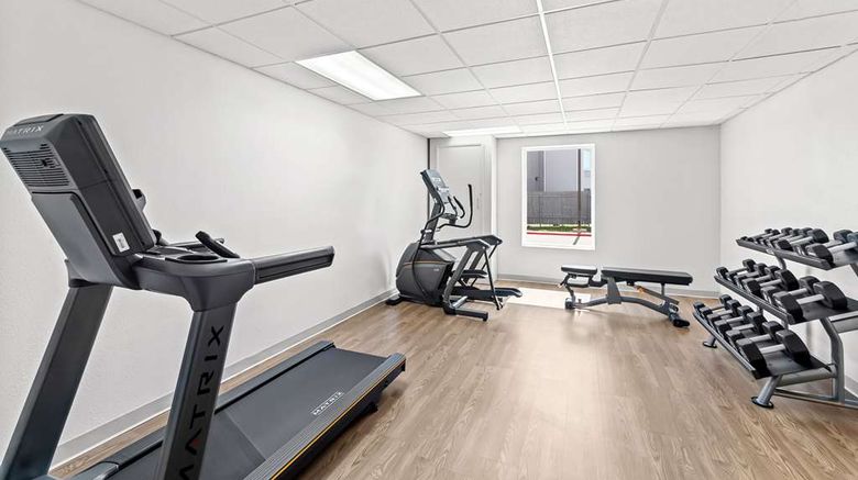 <b>Quality Inn Health</b>. Images powered by <a href="https://iceportal.shijigroup.com/" title="IcePortal" target="_blank">IcePortal</a>.