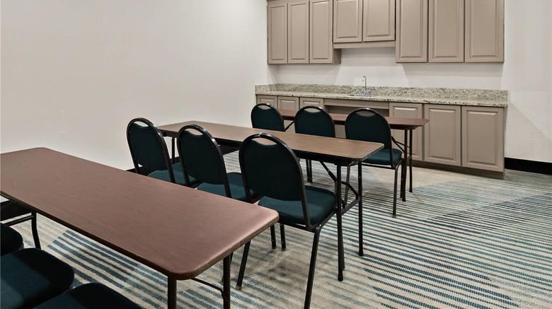 <b>Comfort Suites North - Fossil Creek Meeting</b>. Images powered by <a href="https://iceportal.shijigroup.com/" title="IcePortal" target="_blank">IcePortal</a>.