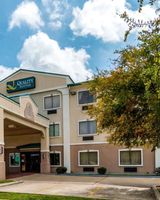 Quality Suites Burleson