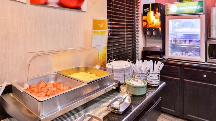 Quality Inn and Suites Beaumont Restaurant