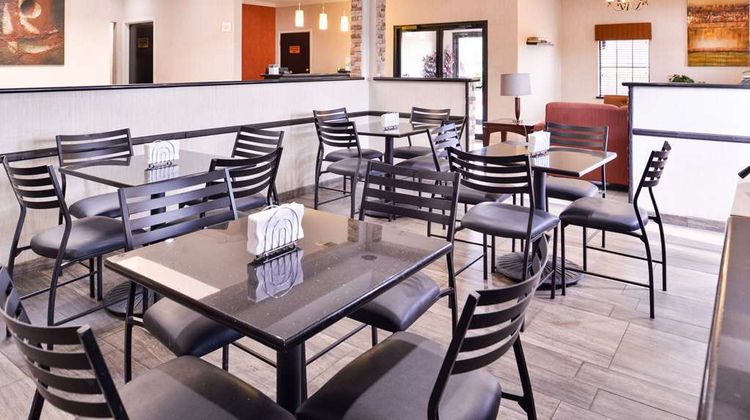 Quality Inn and Suites Beaumont Restaurant