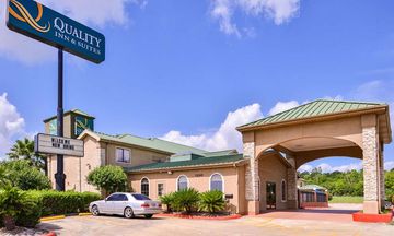 Quality Inn and Suites Beaumont