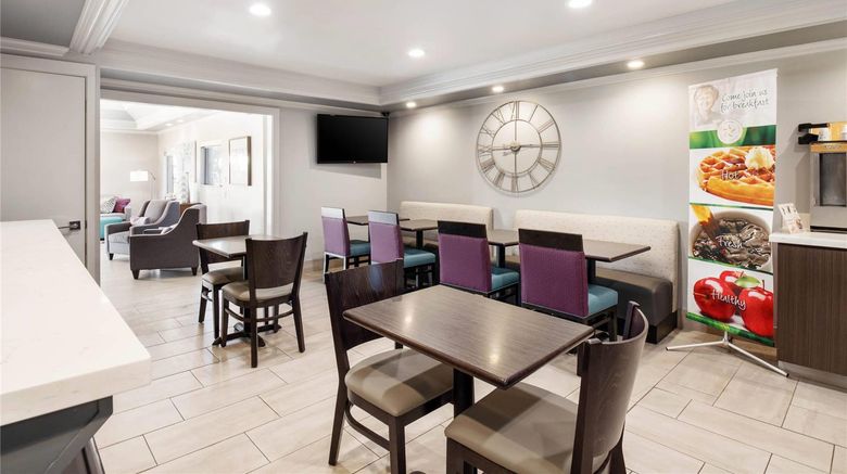 <b>Quality Inn Marble Falls Restaurant</b>. Images powered by <a href="https://iceportal.shijigroup.com/" title="IcePortal" target="_blank">IcePortal</a>.