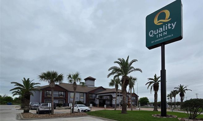 Quality Inn, Ingleside Exterior