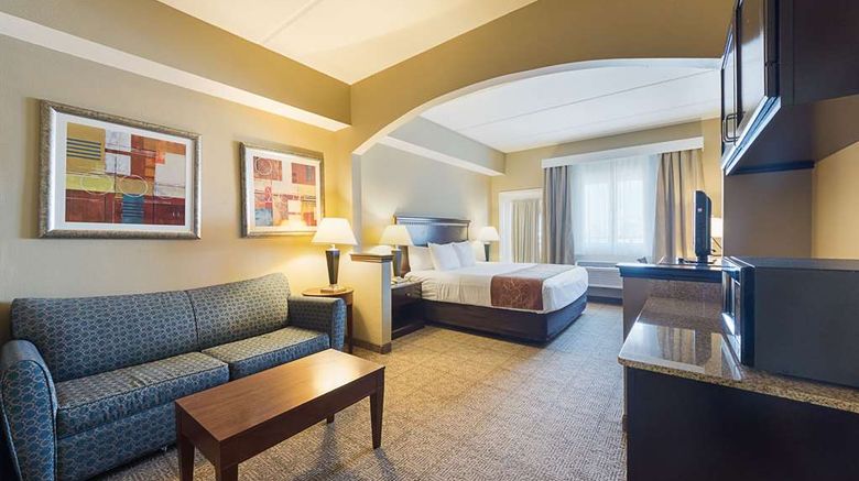 <b>Comfort Suites Room</b>. Images powered by <a href="https://iceportal.shijigroup.com/" title="IcePortal" target="_blank">IcePortal</a>.