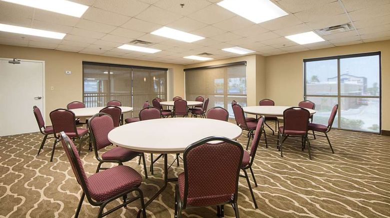 <b>Comfort Suites Meeting</b>. Images powered by <a href="https://iceportal.shijigroup.com/" title="IcePortal" target="_blank">IcePortal</a>.