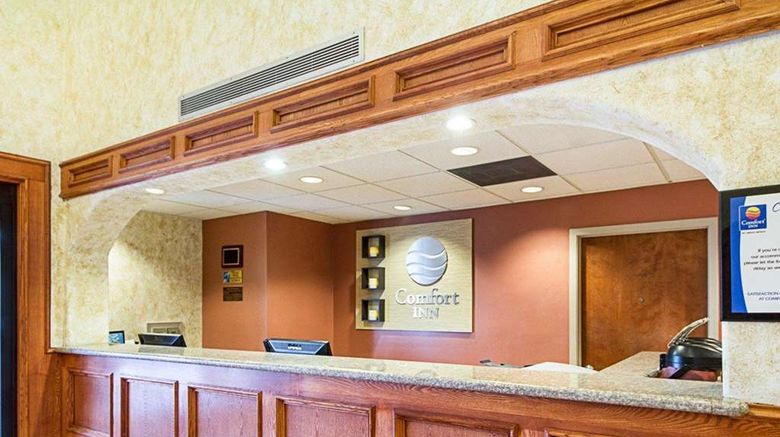 <b>Comfort Inn Near Medical Center Lobby</b>. Images powered by <a href="https://iceportal.shijigroup.com/" title="IcePortal" target="_blank">IcePortal</a>.