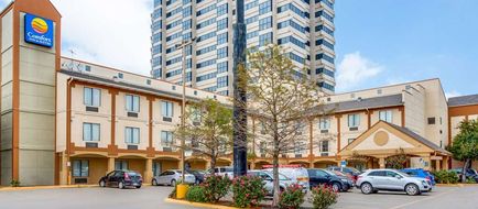 Comfort Inn & Suites Market Ctr Exterior