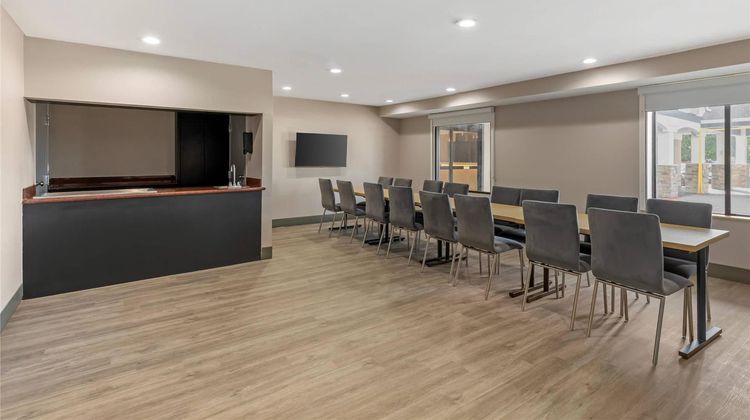 Comfort Inn & Suites Market Ctr Meeting