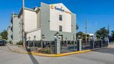 <b>Comfort Suites Willowbrook Exterior</b>. Images powered by <a href="https://iceportal.shijigroup.com/" title="IcePortal" target="_blank">IcePortal</a>.