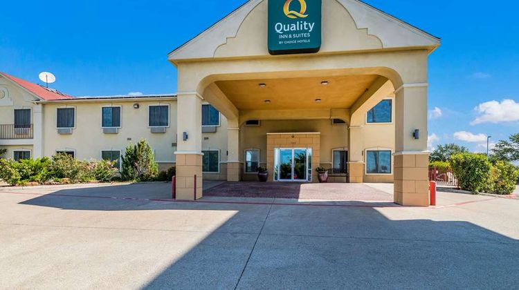 Quality Inn and Suites Terrell Exterior