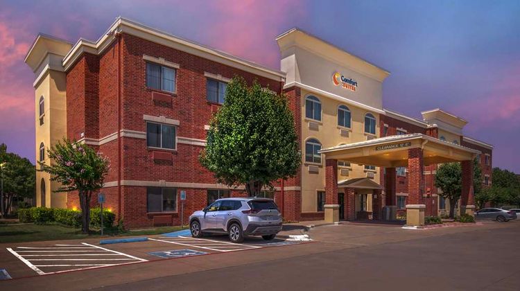 Comfort Suites McKinney-Allen Exterior
