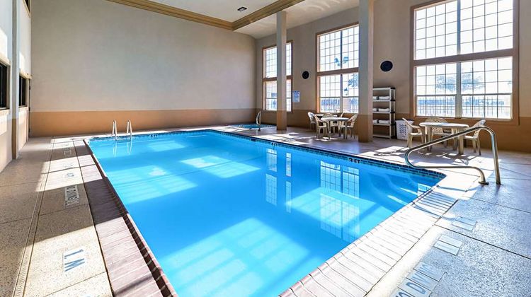 Quality Inn & Suites Lubbock Pool