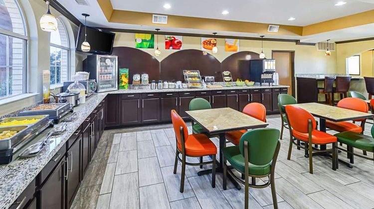 Quality Inn & Suites Lubbock Restaurant
