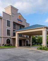 Comfort Suites