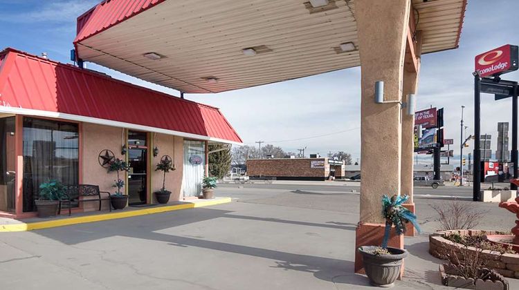 Econo Lodge Exterior