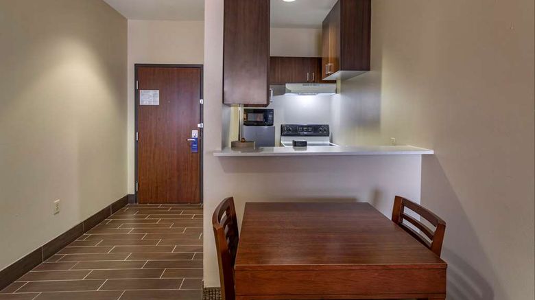 <b>Comfort Suites Texas Medical Center Suite</b>. Images powered by <a href="https://iceportal.shijigroup.com/" title="IcePortal" target="_blank">IcePortal</a>.