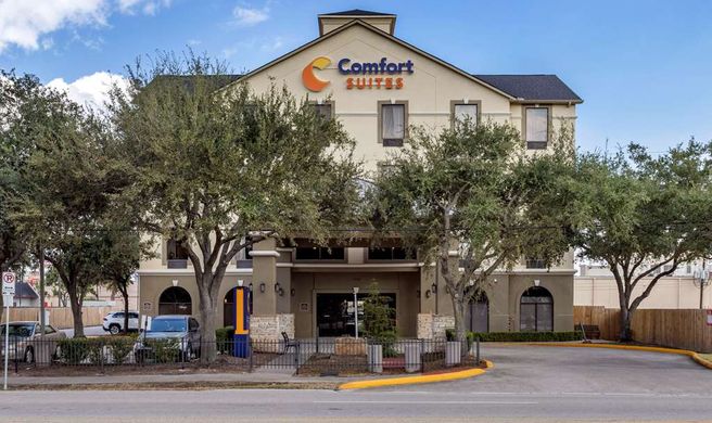 Comfort Suites Texas Medical Center Exterior