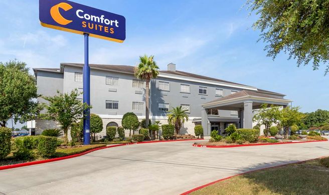Comfort Suites Kingwood / Humble / IAH Exterior