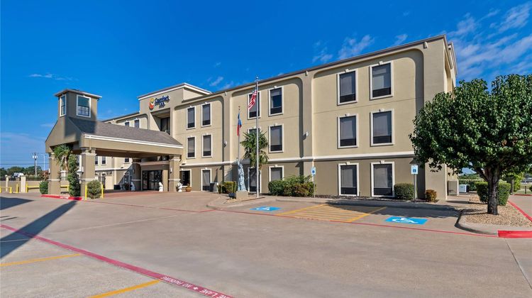 Comfort Inn Corsicana Exterior