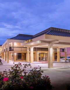 Quality Inn At Arlington Highlands