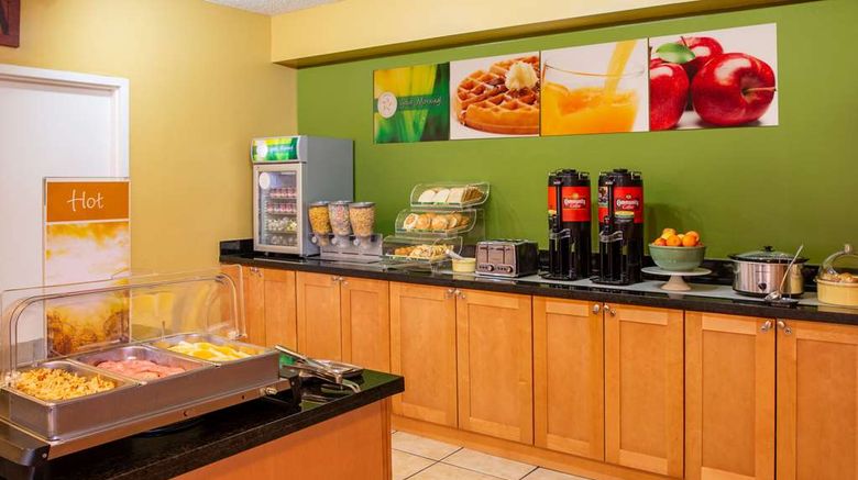 <b>Quality Inn Restaurant</b>. Images powered by <a href="https://iceportal.shijigroup.com/" title="IcePortal" target="_blank">IcePortal</a>.