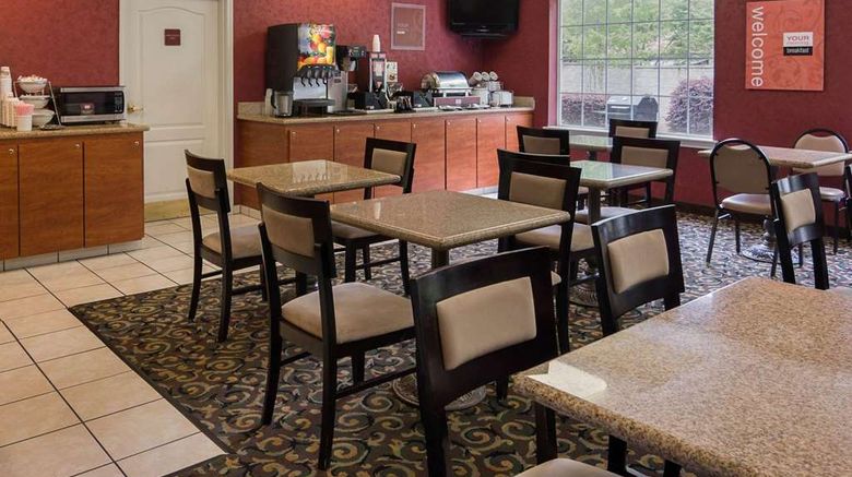 <b>Comfort Suites Restaurant</b>. Images powered by <a href="https://iceportal.shijigroup.com/" title="IcePortal" target="_blank">IcePortal</a>.