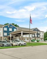 Comfort Suites