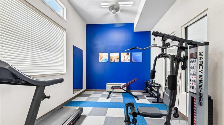 <b>Comfort Suites Health</b>. Images powered by <a href="https://iceportal.shijigroup.com/" title="IcePortal" target="_blank">IcePortal</a>.
