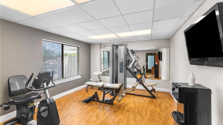 Comfort Suites Austin Airport Health