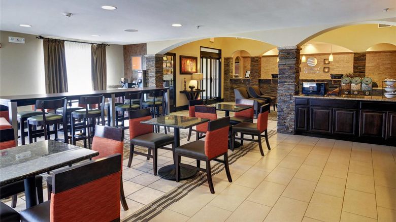 <b>Comfort Inn & Suites Restaurant</b>. Images powered by <a href="https://iceportal.shijigroup.com/" title="IcePortal" target="_blank">IcePortal</a>.