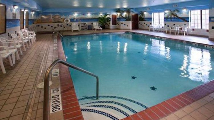 Quality Inn and Suites Near University Pool