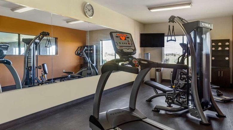 <b>Comfort Suites Plainview Health</b>. Images powered by <a href="https://iceportal.shijigroup.com/" title="IcePortal" target="_blank">IcePortal</a>.