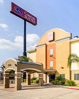Comfort Suites