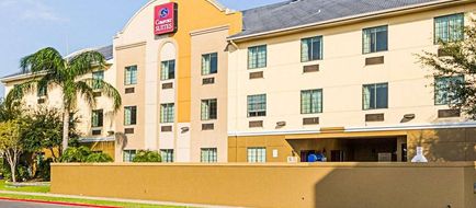 Comfort Suites Exterior