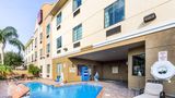 <b>Comfort Suites Pool</b>. Images powered by <a href="https://iceportal.shijigroup.com/" title="IcePortal" target="_blank">IcePortal</a>.