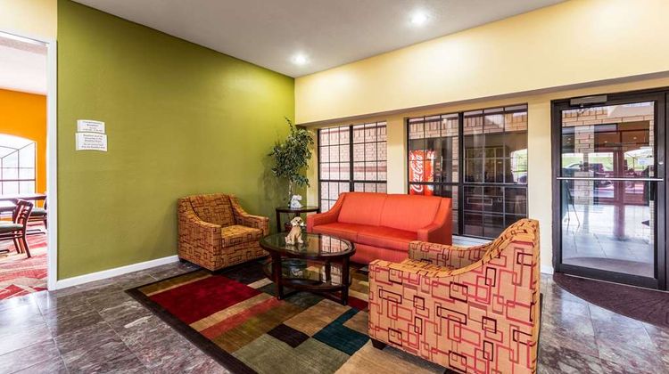 Quality Inn San Marcos Lobby