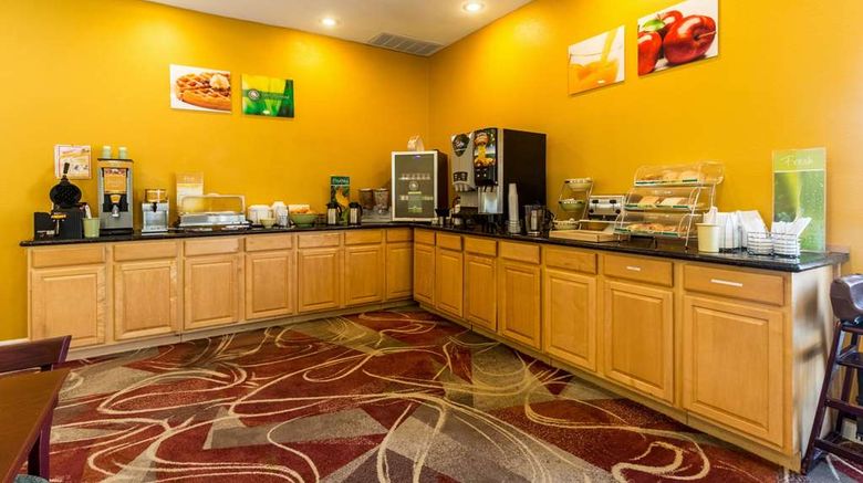 <b>Quality Inn San Marcos Restaurant</b>. Images powered by <a href="https://iceportal.shijigroup.com/" title="IcePortal" target="_blank">IcePortal</a>.