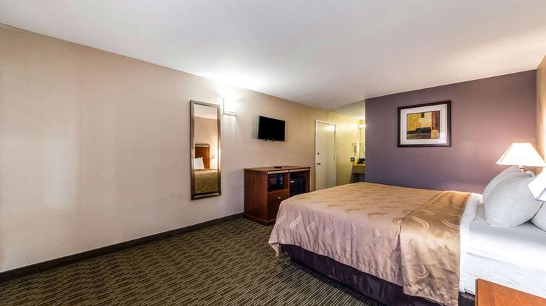 <b>Quality Inn San Marcos Suite</b>. Images powered by <a href="https://iceportal.shijigroup.com/" title="IcePortal" target="_blank">IcePortal</a>.