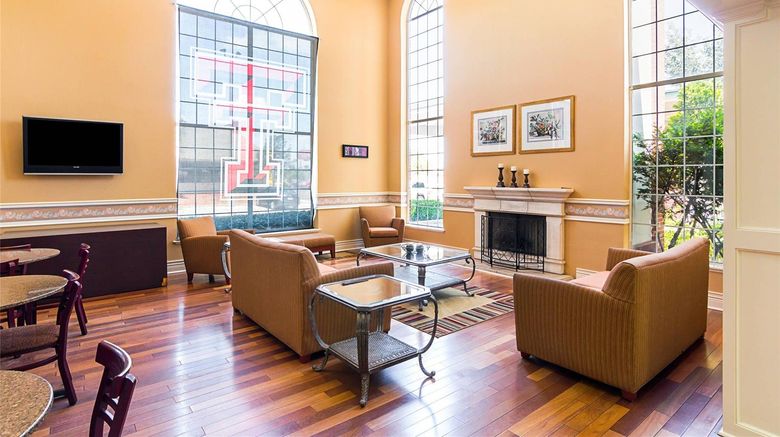 <b>Quality Suites Lubbock Southwest Lobby</b>. Images powered by <a href="https://iceportal.shijigroup.com/" title="IcePortal" target="_blank">IcePortal</a>.